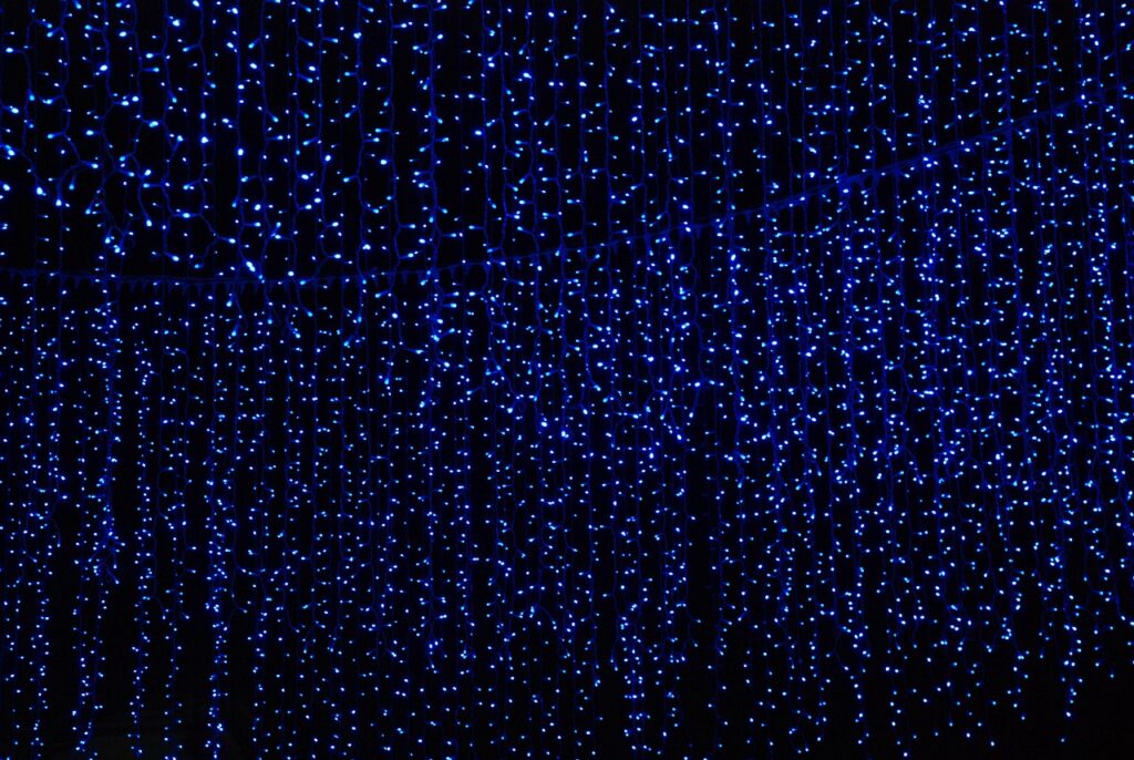 ルテインはブルーライトから目を守り疲れを軽減するのか？