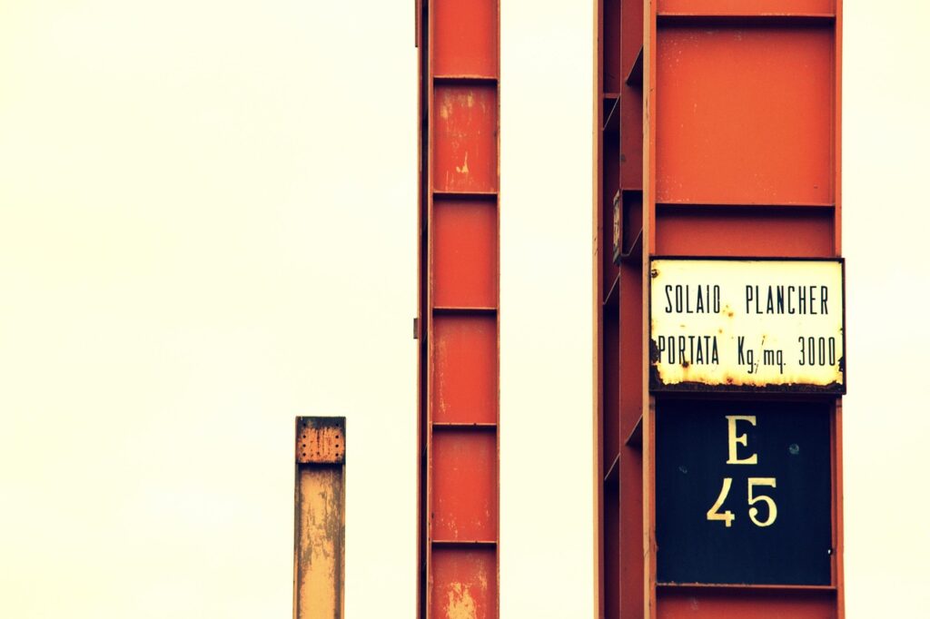 たるみ対策に効果的なサプリは何歳から始めるべき？